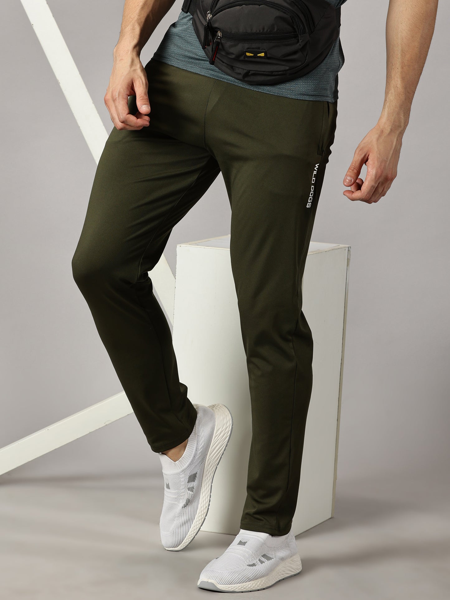 Olive Straight Fit