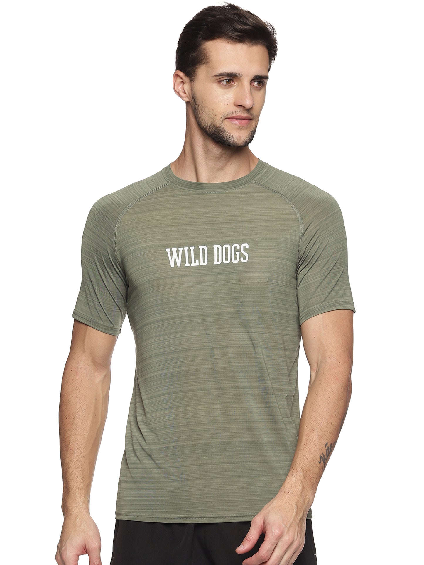 Wild Dogs Men Green Textured Round neck T-shirt
